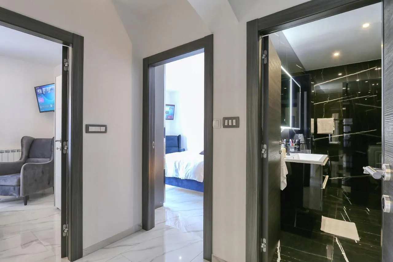 Luxury Holiday House 扎达尔 公寓